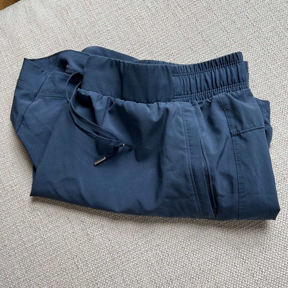 Calia By Carrie Underwood Athletic Short- Blue 5” inseam size large